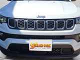 Used 2025 Jeep Compass Latitude image 2