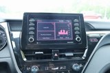 Used 2022 Toyota Camry SE image 3