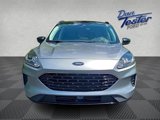 Used 2021 Ford Escape SE w/ SE Sport Appearance Package image 2