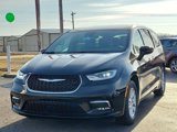 New 2025 Chrysler Pacifica Select image 2