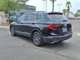 Used 2020 Volkswagen Tiguan SE w/ Panoramic Sunroof Package image 4