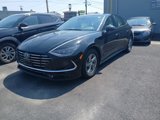 Used 2023 Hyundai Sonata SE w/ Preferred Accessory Package image 3