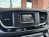 Used 2017 Chrysler Pacifica Touring image 4