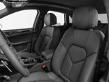 Certified 2024 Porsche Macan image 5