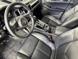 Certified 2024 Porsche Macan image 4