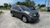 Used 2020 Nissan Rogue SV image 2