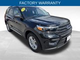 Used 2023 Ford Explorer XLT image 2