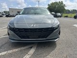 Used 2023 Hyundai Elantra SEL w/ Convenience Package image 2