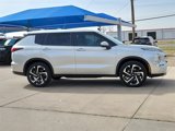 Used 2024 Mitsubishi Outlander SE Black Edition image 5