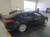 Used 2019 Ford Fusion SE image 2