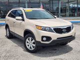 Used 2011 Kia Sorento LX w/ Convenience Pkg image 2