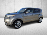 Used 2017 Kia Soul + image 3