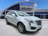 Used 2017 Cadillac XT5 Luxury w/ Driver Awareness Package image 3