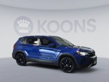Used 2022 Volkswagen Taos SE w/ Panoramic Sunroof Package image 2