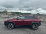Used 2020 Jeep Cherokee Trailhawk image 3