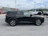 Used 2021 Nissan Rogue SV image 2