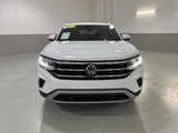 Certified 2021 Volkswagen Atlas Cross Sport SE w/ Panoramic Sunroof Package image 2