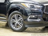 Used 2019 INFINITI QX60 Luxe w/ Essential Package image 3