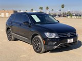Used 2021 Volkswagen Tiguan SE w/ Panoramic Sunroof Package image 3