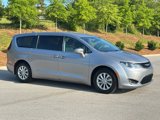 Used 2018 Chrysler Pacifica Touring Plus image 2