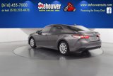 Used 2020 Toyota Camry LE image 5