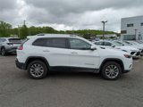 Used 2019 Jeep Cherokee Latitude Plus w/ Comfort/Convenience Group image 2