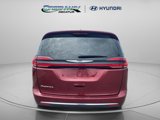 Used 2023 Chrysler Pacifica Touring-L image 6