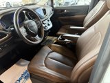 Used 2017 Chrysler Pacifica Limited w/ UConnect Theater Package image 2