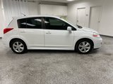 Used 2012 Nissan Versa Hatchback image 4