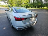 Used 2023 Nissan Altima 2.5 SV image 3