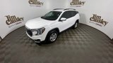 Used 2022 GMC Terrain SLE w/ Driver Convenience Package image 4