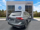 Certified 2021 Volkswagen Tiguan SE w/ Panoramic Sunroof Package image 4