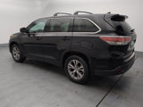 Used 2016 Toyota Highlander LE image 3