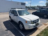 Used 2011 Ford Escape XLT image 2