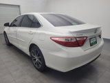 Used 2017 Toyota Camry SE image 5