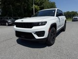 New 2025 Jeep Grand Cherokee Laredo image 3