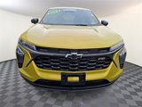 Certified 2024 Chevrolet Trax RS w/ Driver Confidence Package image 2