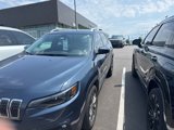 Used 2019 Jeep Cherokee Latitude Plus w/ Comfort/Convenience Group image 4