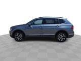 Used 2021 Volkswagen Tiguan SE image 5