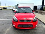 Used 2013 Kia Soul ! w/ Premium Pkg image 3