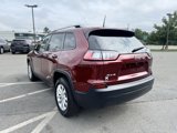 Used 2020 Jeep Cherokee Latitude w/ Cold Weather Group image 4