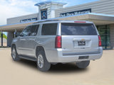 Used 2018 Chevrolet Suburban LT image 4