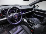 Used 2024 Porsche Cayenne image 4