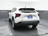 Used 2025 Chevrolet Trax LS image 4
