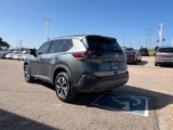 Used 2021 Nissan Rogue SV image 3