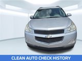 Used 2010 Chevrolet Traverse LT image 2