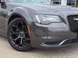 Certified 2020 Chrysler 300 Touring w/ Sport Appearance Package image 3