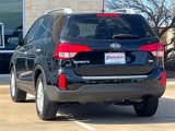 Used 2015 Kia Sorento LX image 5