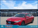 Certified 2022 Hyundai Elantra SEL w/ Convenience Package image 4