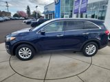Used 2017 Kia Sorento LX image 3